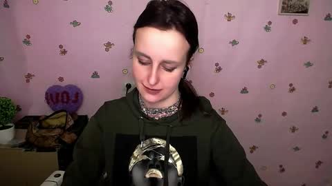 Nikolleta online show from February 4, 2026, 8:25 pm