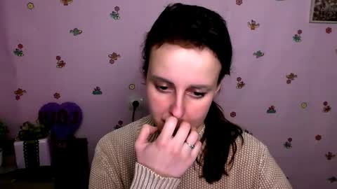 Nikolleta online show from February 5, 2026, 8:24 pm