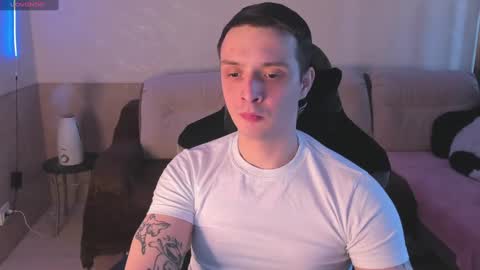 Nikolos online show from February 5, 2025, 9:36 am