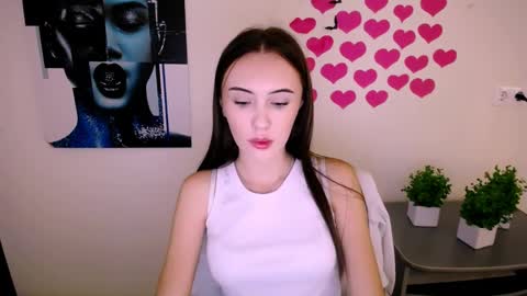 Snapshot of nikonara_ chatting on December 6, 2024, 12:16 pm nikonara_ online show from December 6, 2024, 12:16 pm