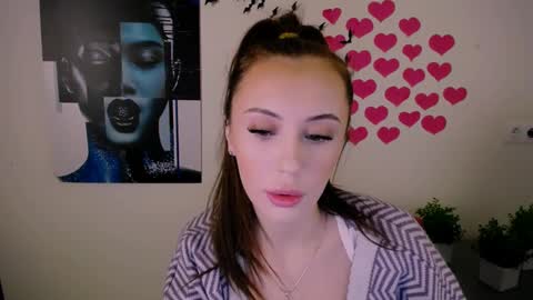 Snapshot of nikonara_ chatting on January 22, 2025, 2:14 pm nikonara_ online show from January 22, 2025, 2:14 pm