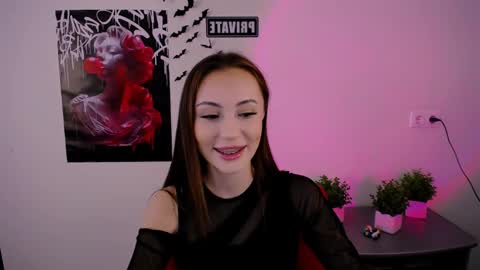 Snapshot of nikonara_ chatting on March 8, 2025, 11:58 am nikonara_ online show from March 8, 2025, 11:58 am