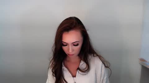 Snapshot of nikonara_ chatting on November 6, 2025, 1:23 pm nikonara_ online show from November 6, 2025, 1:23 pm