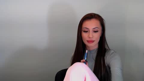 Snapshot of nikonara_ chatting on December 4, 2025, 1:20 pm nikonara_ online show from December 4, 2025, 1:20 pm