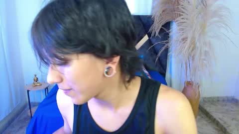 Niko online show from April 10, 2026, 3:28 pm