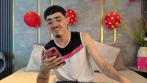 Snapshot of nikostone chatting on February 14, 2026, 4:53 am Niko Stone online show from February 14, 2026, 4:53 am