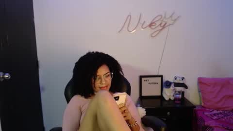 Nicole    GTM-5 1100 pm - 700 am online show from January 13, 2025, 10:36 am