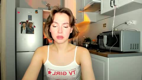 Veronica online show from March 6, 2025, 8:08 am