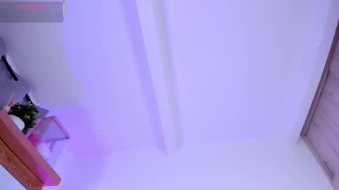 niky_vega1 online show from February 23, 2026, 11:35 pm