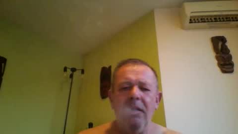 Snapshot of nikyo419 chatting on February 5, 2026, 5:56 am nikyo419 online show from February 5, 2026, 5:56 am