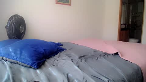 nila online show from February 9, 2025, 7:52 pm