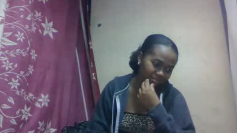 nilah online show from September 23, 2025, 2:42 pm