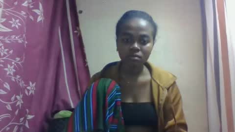 nilah online show from October 7, 2025, 5:54 pm