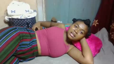 nilah online show from April 15, 2026, 7:58 pm