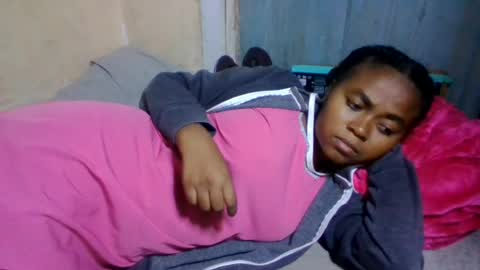 Snapshot of nilahmarie chatting on June 18, 2026, 11:03 am nilah online show from June 18, 2026, 11:03 am