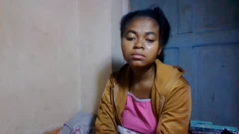 Snapshot of nilahmarie chatting on June 25, 2026, 3:17 am nilah online show from June 25, 2026, 3:17 am