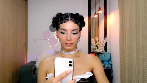 Nilam online show from March 10, 2025, 11:27 pm