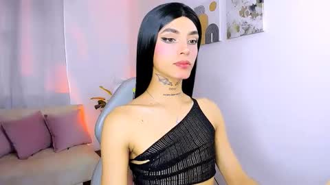 Nilam online show from March 17, 2026, 10:02 pm