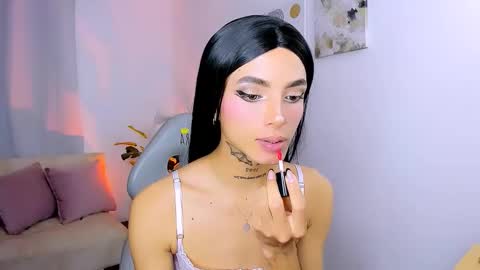 Nilam online show from March 19, 2026, 2:04 am