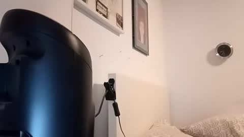 Snapshot of nildus87 chatting on September 25, 2025, 6:33 pm nildus87 online show from September 25, 2025, 6:33 pm