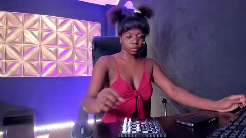 nilo solem online show from December 28, 2024, 12:45 pm