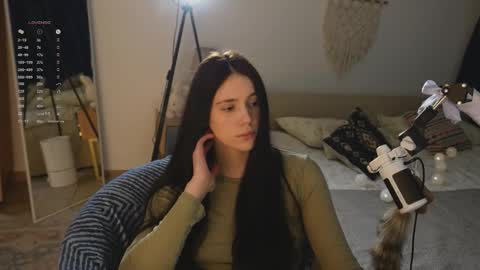 Jennet online show from February 20, 2026, 7:25 pm