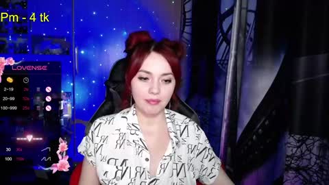 Nimfeya online show from February 7, 2025, 10:30 pm