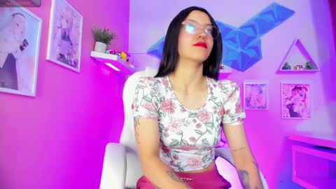 Nina online show from January 23, 2025, 8:13 pm