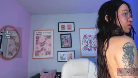 Nina online show from February 26, 2025, 3:10 am