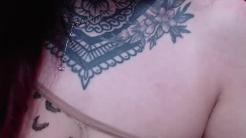 Nina online show from April 3, 2026, 6:44 am