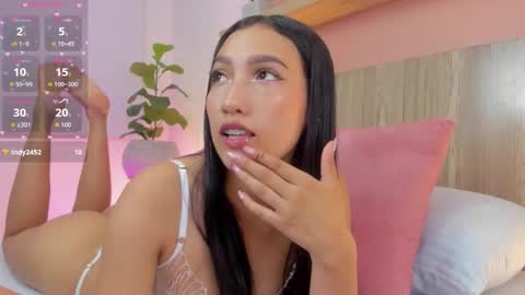 N I N A online show from November 30, 2025, 2:48 am