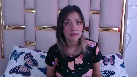 Nina Carther online show from October 28, 2025, 11:58 am