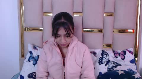 Nina Carther online show from November 17, 2025, 11:27 am