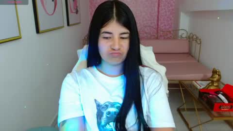 Nina online show from April 14, 2026, 1:11 am