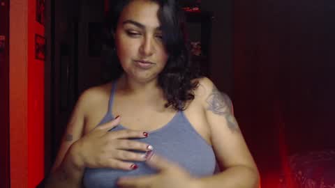 Nina Moon online show from January 3, 2025, 12:43 am