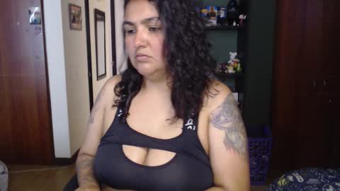 Nina Moon online show from October 16, 2025, 8:10 pm