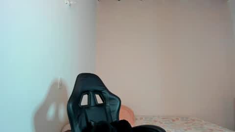  Nina  online show from April 7, 2026, 6:19 pm