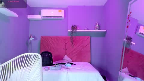 Nina online show from March 3, 2026, 11:16 am