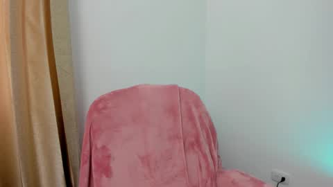 Nina online show from September 29, 2025, 12:32 pm