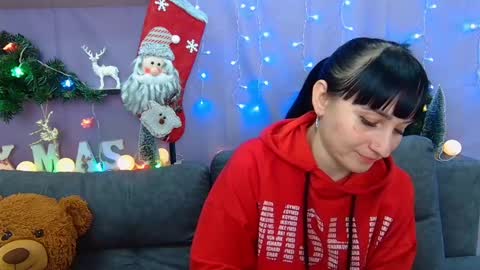 ninaflawlees online show from December 1, 2024, 7:14 pm