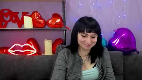 ninaflawlees online show from March 1, 2025, 1:00 am