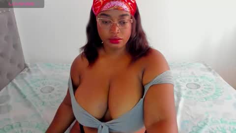 Valentina online show from February 18, 2026, 3:19 pm