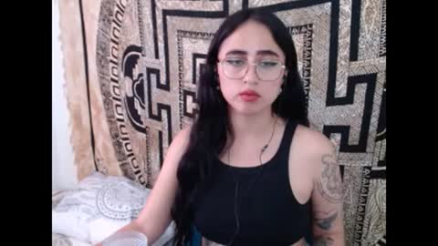 Snapshot of ninakravtz chatting on December 24, 2024, 4:19 pm N I N A online show from December 24, 2024, 4:19 pm