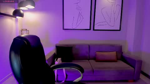 Snapshot of ninamichelle_ chatting on July 16, 2026, 6:36 pm Nina online show from July 16, 2026, 6:36 pm