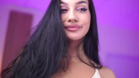 Ninna online show from October 15, 2025, 7:03 pm