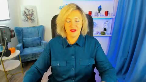 Snapshot of ninastarle chatting on October 18, 2025, 4:48 am ninastarle online show from October 18, 2025, 4:48 am