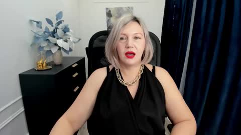 Snapshot of ninastarle chatting on November 19, 2025, 4:56 am ninastarle online show from November 19, 2025, 4:56 am