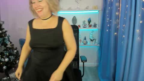 ninastarle online show from December 21, 2025, 4:30 am