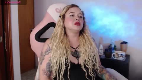 Snapshot of ninaxxstorm chatting on September 29, 2025, 10:47 pm Nina online show from September 29, 2025, 10:47 pm
