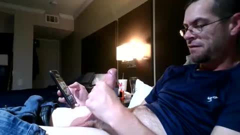 Snapshot of nineinchbronco chatting on November 15, 2025, 12:34 pm nineinchbronco online show from November 15, 2025, 12:34 pm